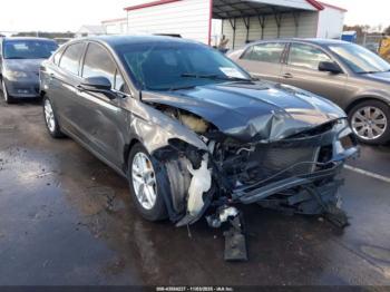  Salvage Ford Fusion