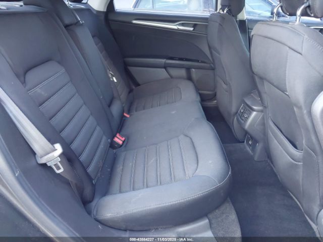 Ford Fusion Se Image 12