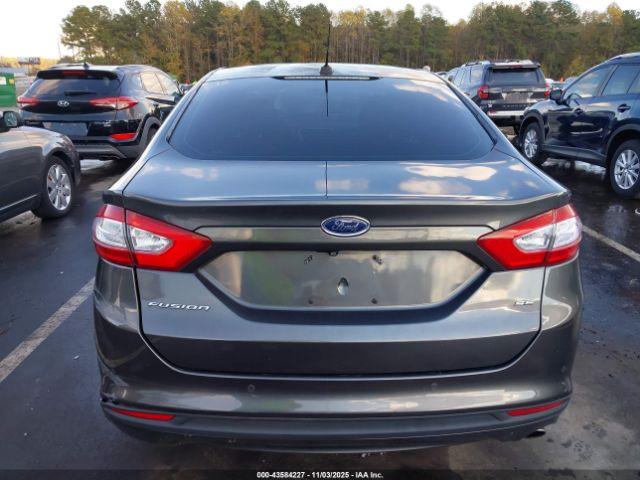 Ford Fusion Se Image 18