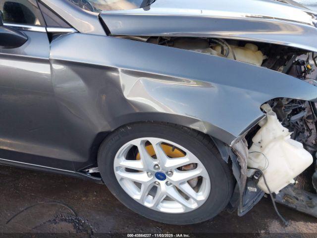 Ford Fusion Se Image 20