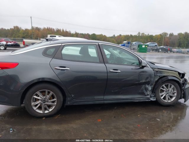 Kia Optima Lx Image 12