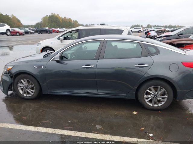 Kia Optima Lx Image 17