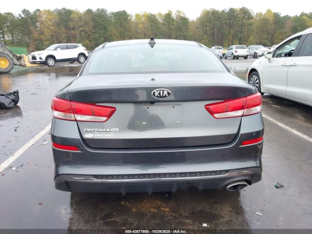 Kia Optima Lx Image 16