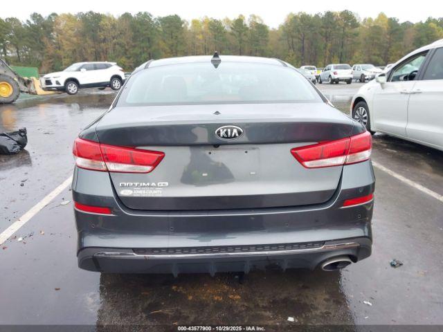 Kia Optima Lx Image 16