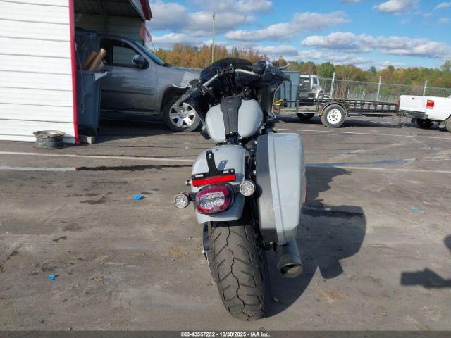 Harley-Davidson Fxlrst Image 8