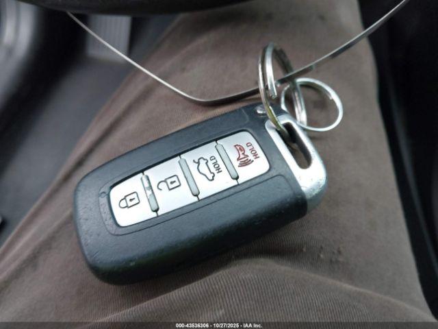 Hyundai ELANTRA Limited Image 15