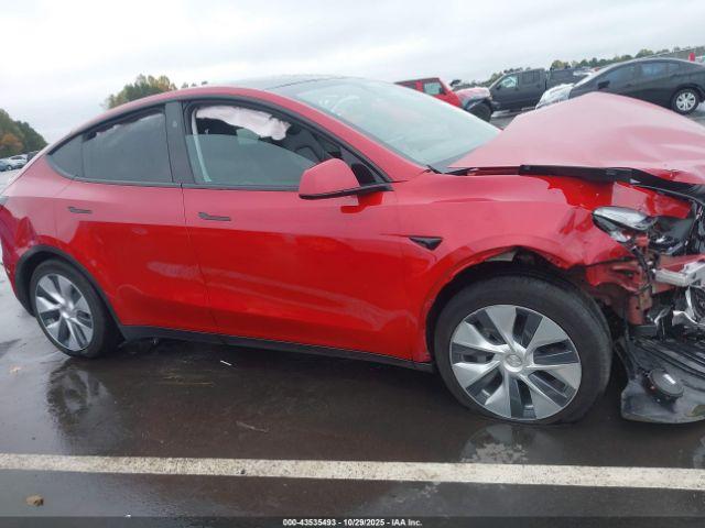 Tesla Model Y Image 10