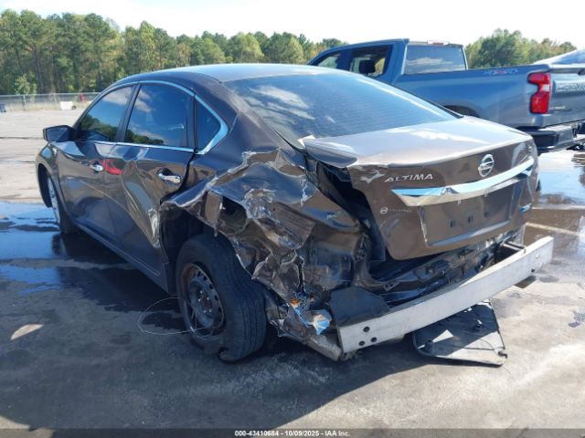 Nissan Altima 2.5 S Image 14