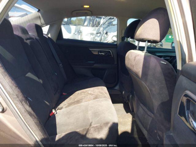 Nissan Altima 2.5 S Image 11