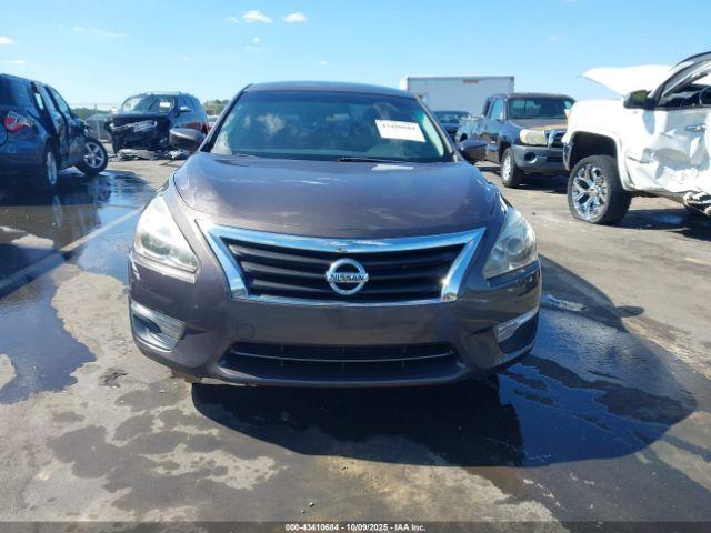 Nissan Altima 2.5 S Image 17