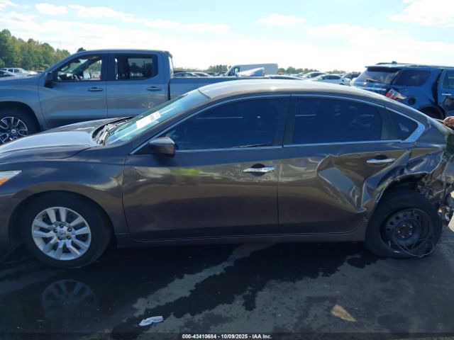 Nissan Altima 2.5 S Image 12