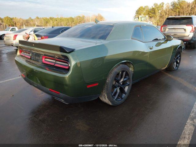 Dodge Challenger Image 17