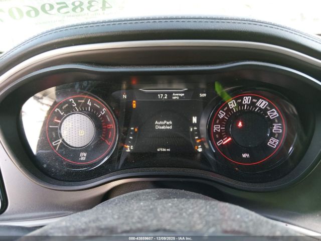 Dodge Challenger Image 7