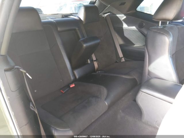 Dodge Challenger Image 9