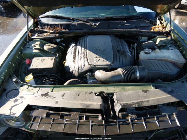 Dodge Challenger Image 12