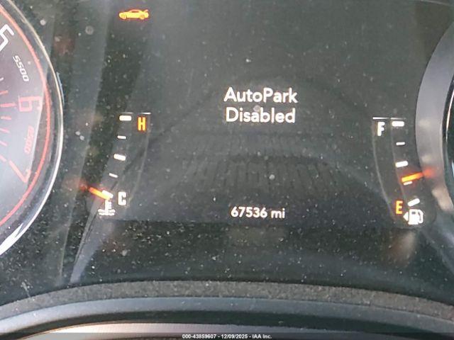 Dodge Challenger Image 16