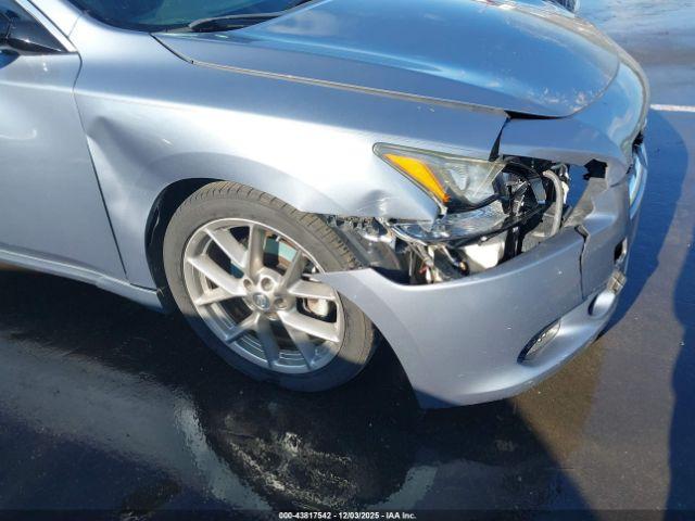 Nissan Maxima 3.5 Sv Image 10