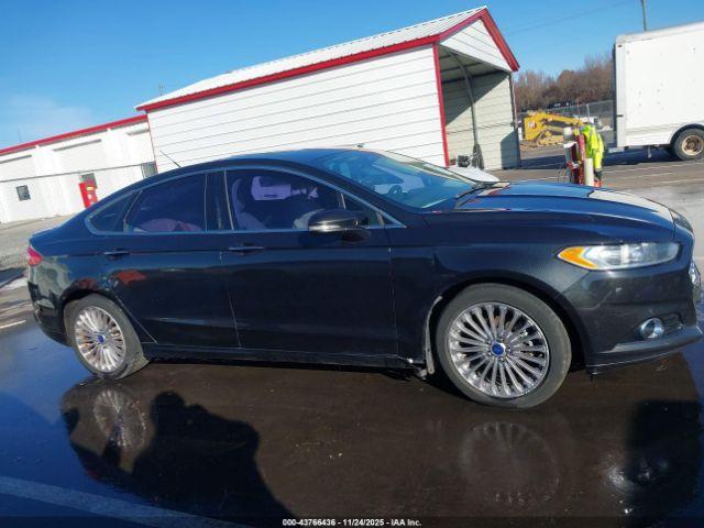 Ford Fusion Titanium Image 10