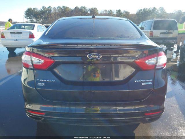 Ford Fusion Titanium Image 12