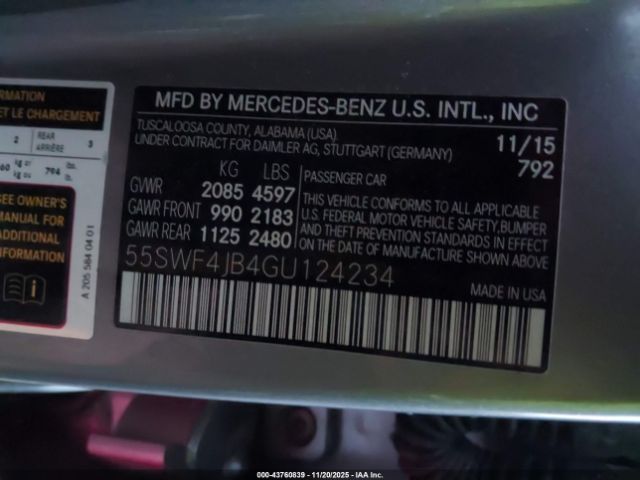 Mercedes-Benz C-Class Image 17