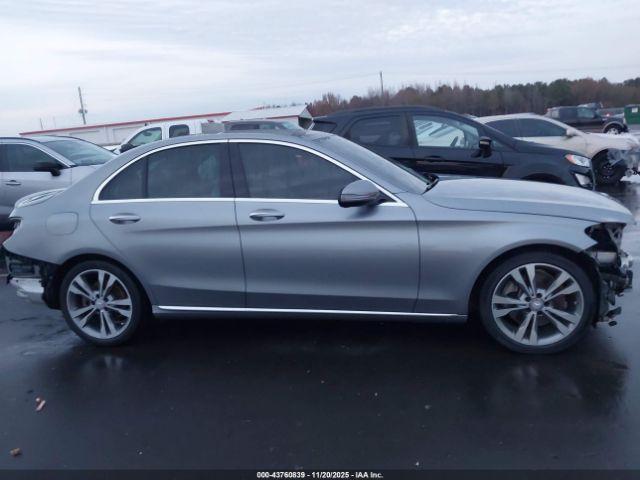 Mercedes-Benz C-Class Image 2