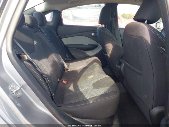 Dodge Dart Sxt Image 8