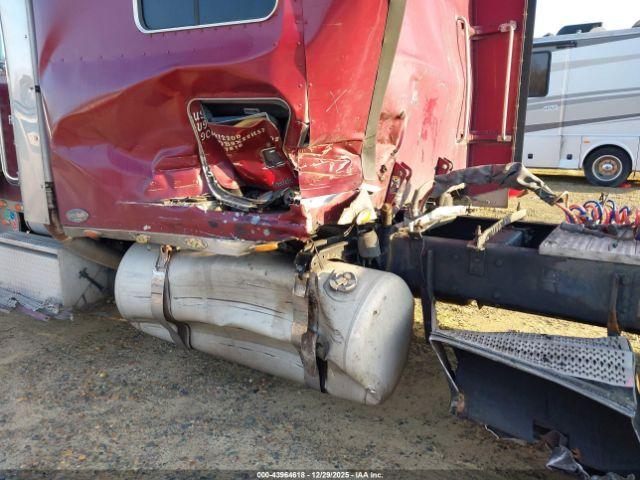 Peterbilt 379 Image 13