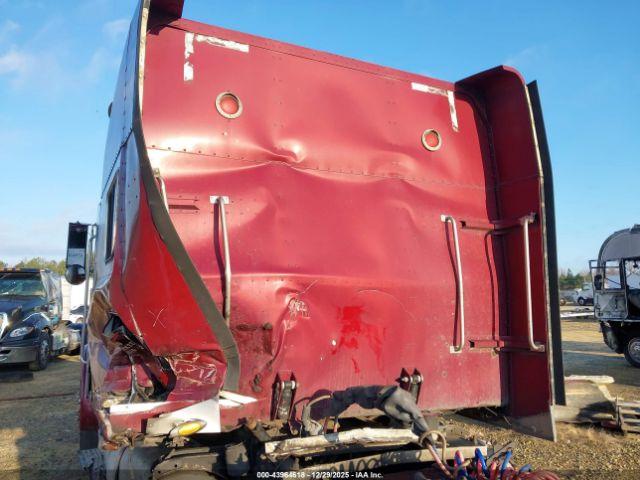 Peterbilt 379 Image 9