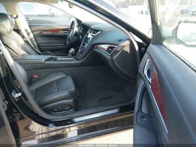 Cadillac CTS Luxury Image 3