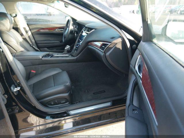 Cadillac CTS Luxury Image 3