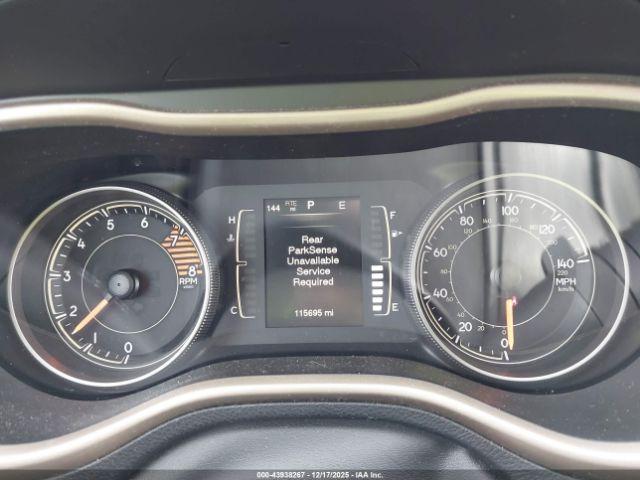 Jeep Cherokee Latitude Image 11