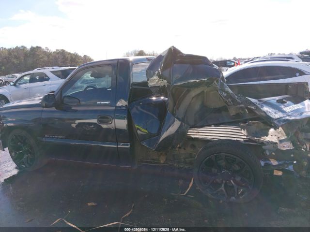 Chevrolet Silverado 1500 Work Truck Image 12