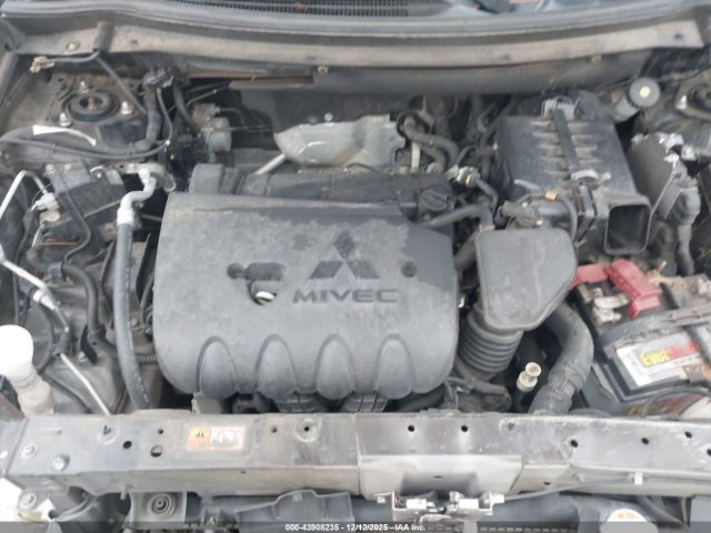 Mitsubishi Outlander Sel Image 8
