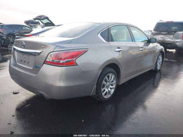 Nissan Altima 2.5 S Image 4