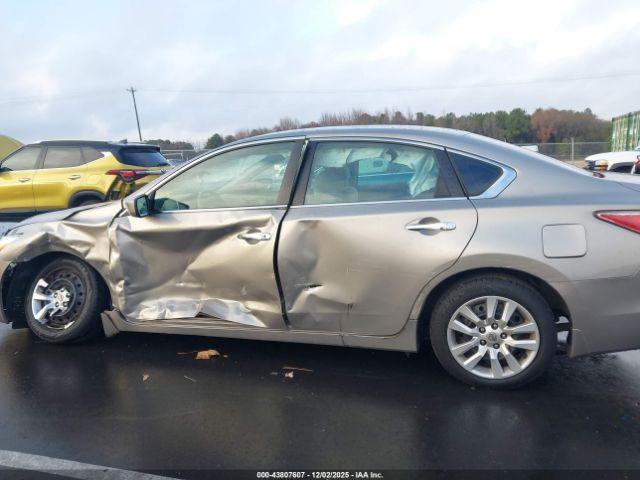 Nissan Altima 2.5 S Image 15