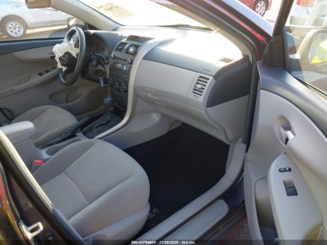 Toyota Corolla L Image 10