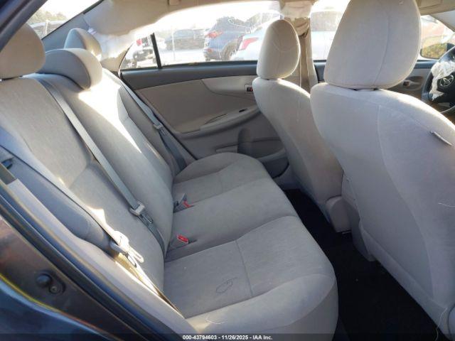 Toyota Corolla L Image 4