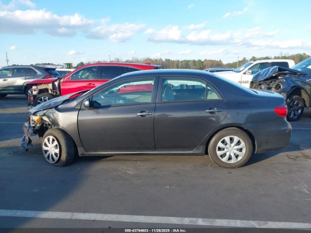 Toyota Corolla L Image 2