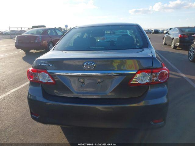 Toyota Corolla L Image 5