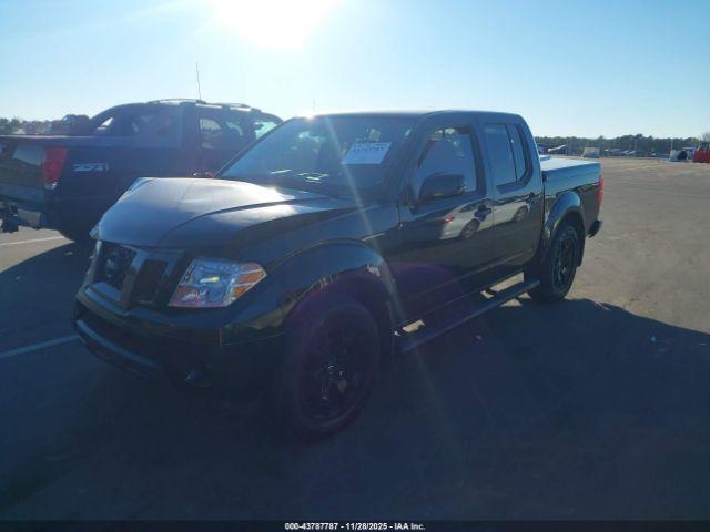 Nissan Frontier Sv 4x4 Image 17
