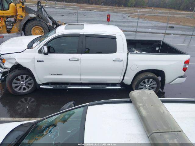 Toyota Tundra Limited 5.7l V8 Image 14