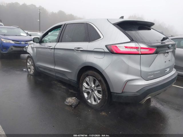 Ford Edge Titanium Image 4