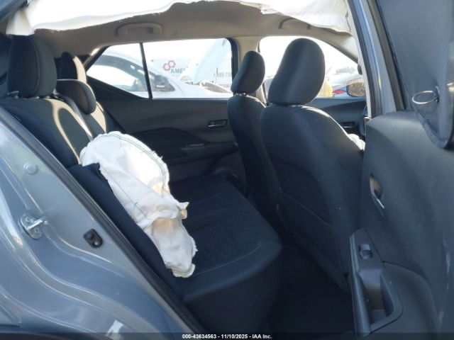 Nissan Kicks Sv Xtronic Cvt Image 11