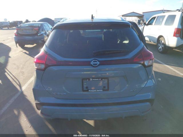 Nissan Kicks Sv Xtronic Cvt Image 6