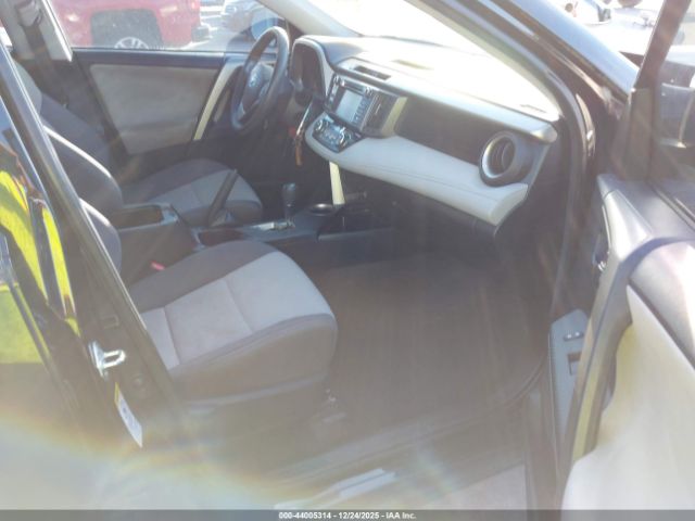 Toyota RAV4 Xle Image 7