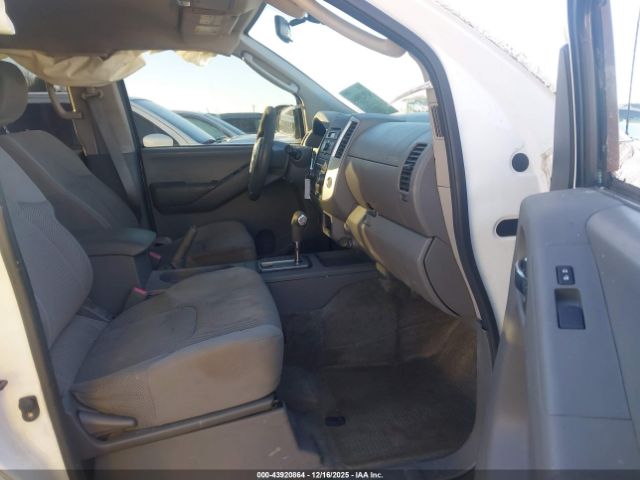 Nissan Frontier Se Image 4