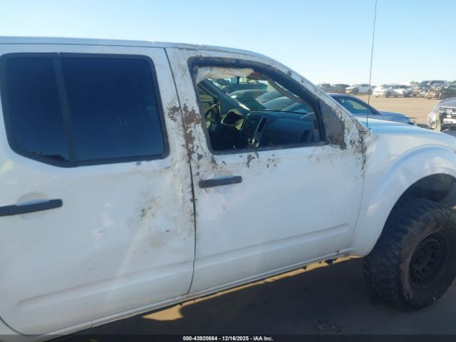 Nissan Frontier Se Image 15