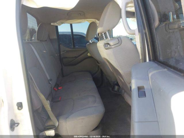 Nissan Frontier Se Image 16