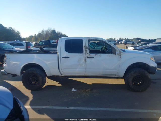 Nissan Frontier Se Image 8