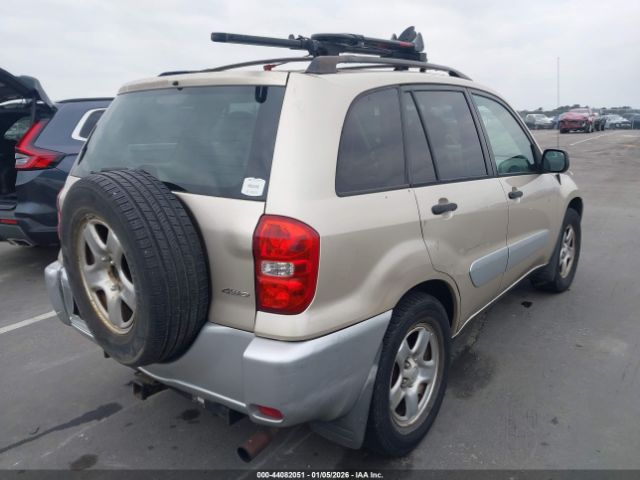 Toyota RAV4 Image 3
